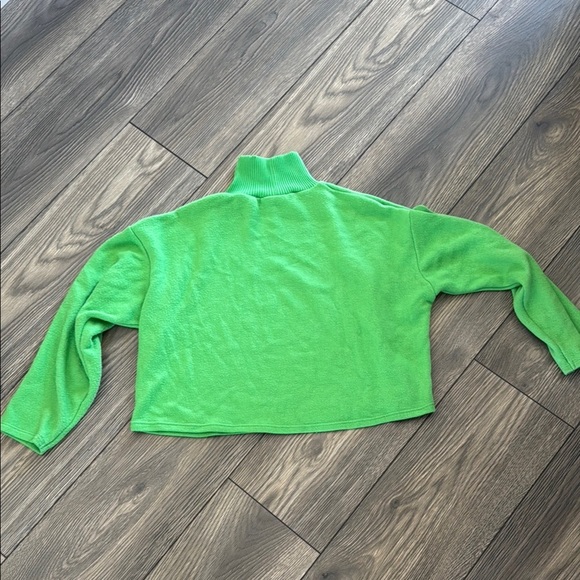 Zara Bright Green Knit crop Sweater long sleeve - Picture 2 of 10